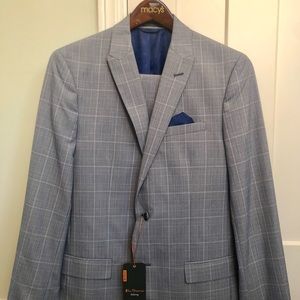 Men’s Ben Sherman suit. Never worn. Size 42L W36.